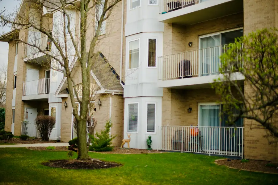 5351 W Mint Julip Drive #301, Alsip, IL 60803 - #3