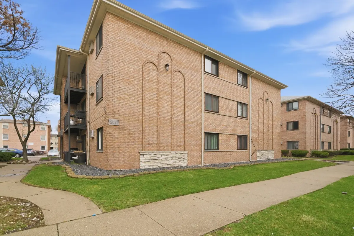 8741 W Summerdale #3H, Chicago, IL 60656 - #1
