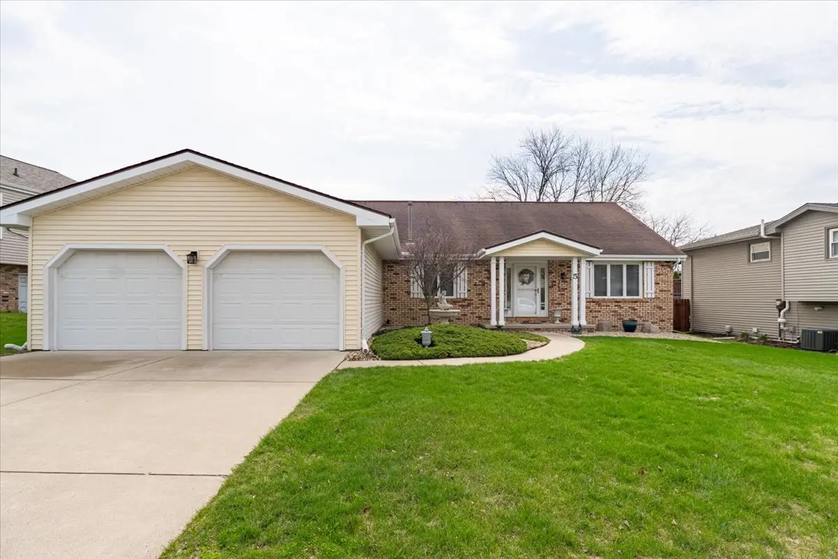 5 Devon Road, Bloomington, IL 61704 - #1