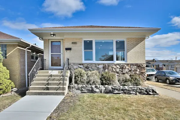 5435 N Mobile Avenue, Chicago, IL 60630