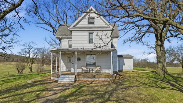 2812 S Brookville Road, Polo, IL 61064