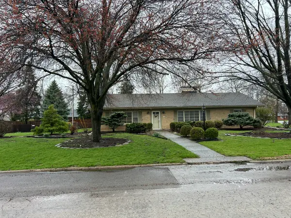 2118 Eastgate Place, Bloomington, IL 61701