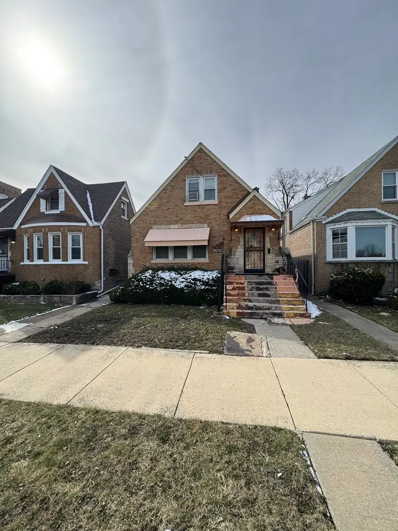 10210 S Prairie Avenue, Chicago, IL 60628 - #3