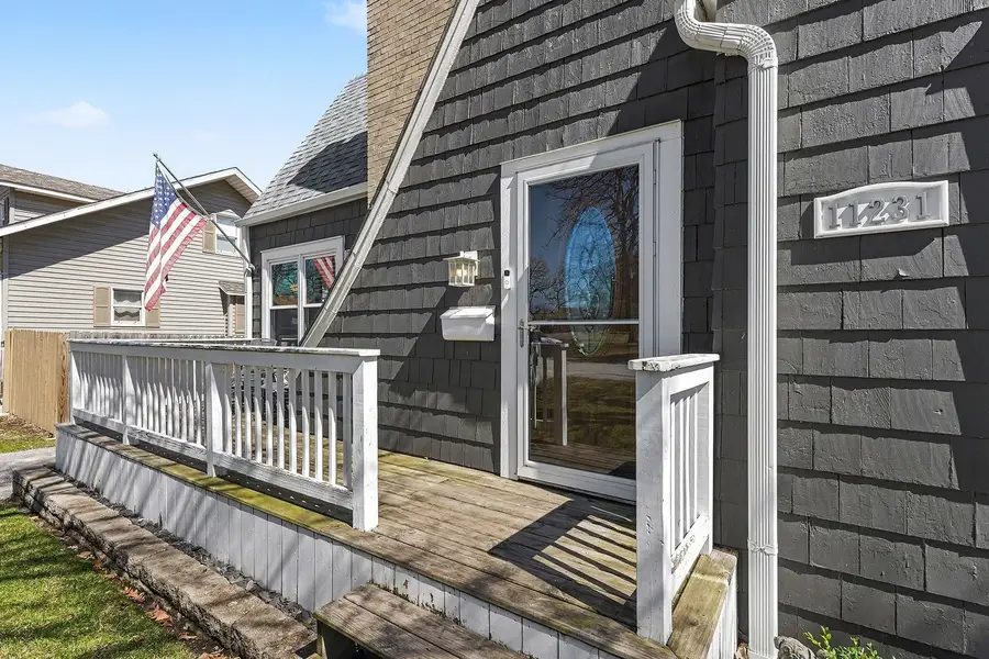 11231 S Worth Avenue, Worth, IL 60482 - #3