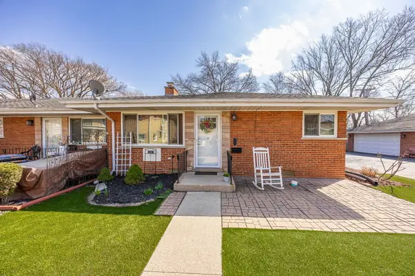 730 Beach Avenue #4, La Grange Park, IL 60526