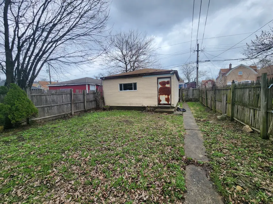 5733 S Wolcott Avenue, Chicago, IL 60636 - #3