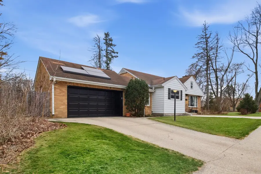 2026 Nebraska Road, Rockford, IL 61108 - #2