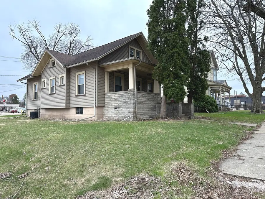 303 S Pleasant Street, Princeton, IL 61356 - #3