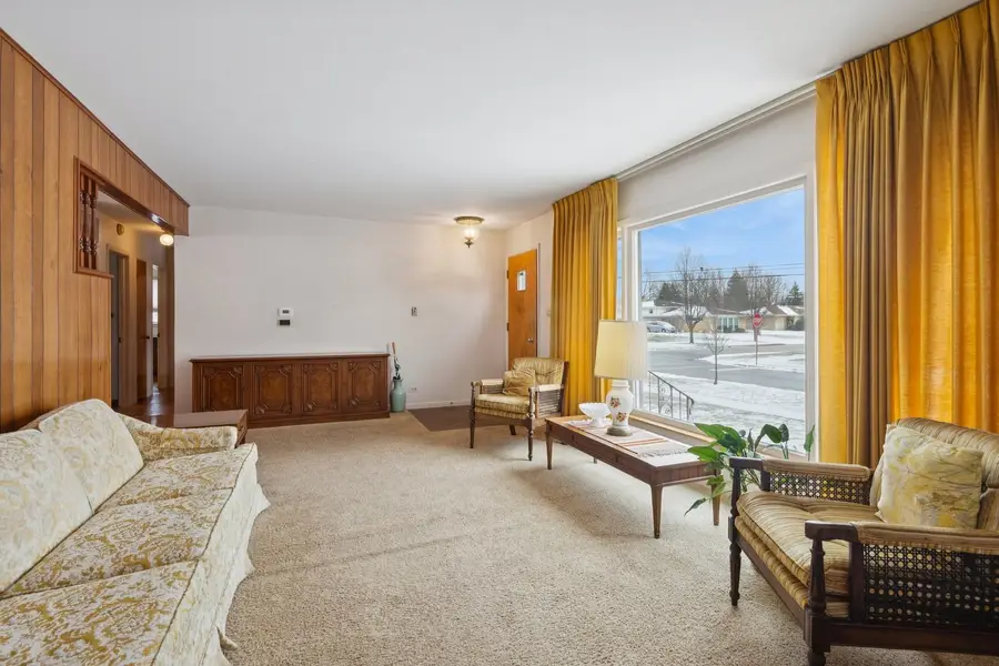 310 Harvard Street, Des Plaines, IL 60016 - #3