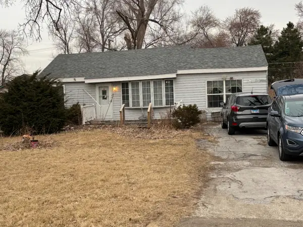 7930 W 99th Street, Hickory Hills, IL 60457