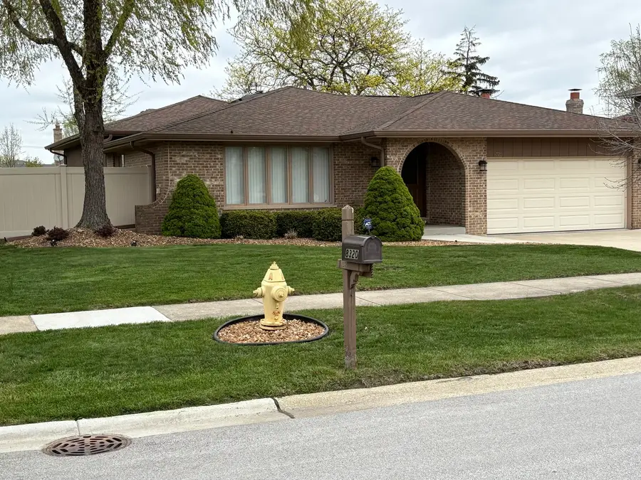8320 Heather Lane, Tinley Park, IL 60477 - #2