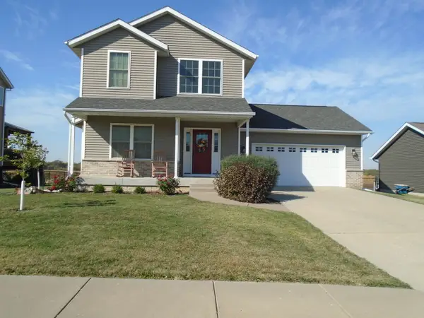 119 14th Avenue, Dewitt, IA 52742