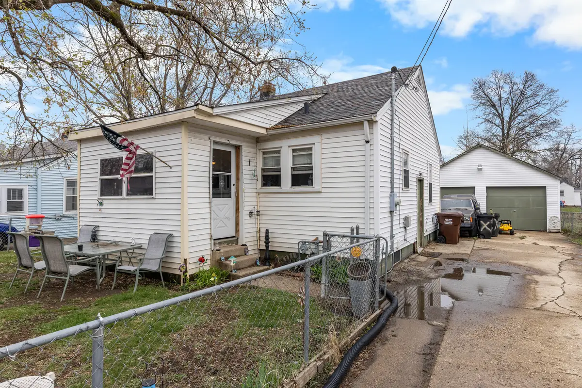 2922 Collins Street, Rockford, IL 61109 - #1