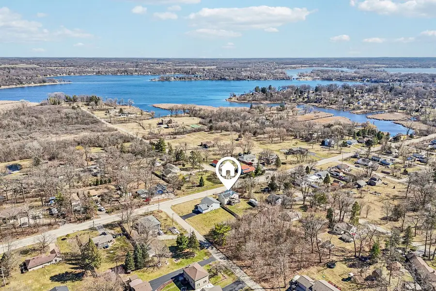 43144 N Lake Avenue, Antioch, IL 60002 - #2