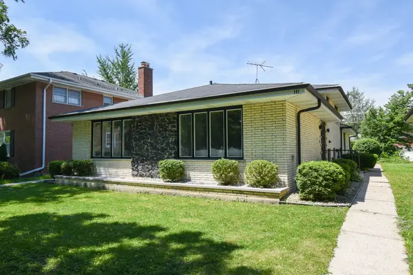 141 Wesley Avenue, Oak Park, IL 60302