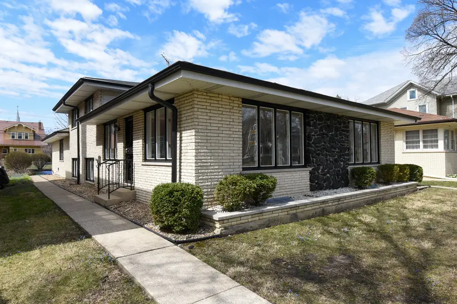 141 Wesley Avenue, Oak Park, IL 60302 - #3