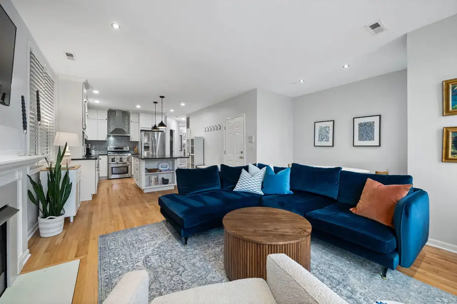 1420 W Hollywood Avenue #2, Chicago, IL 60660 - #3