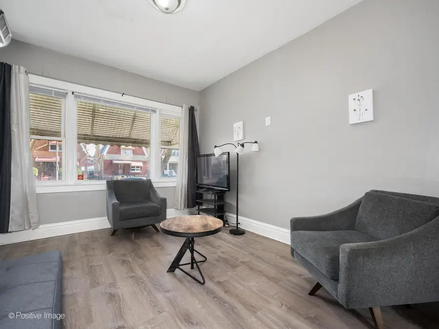 920 N Kedvale Avenue, Chicago, IL 60651 - #3