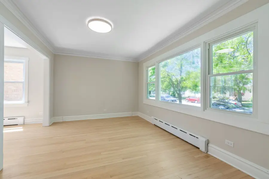 5747 N Melvina Avenue, Chicago, IL 60646 - #3