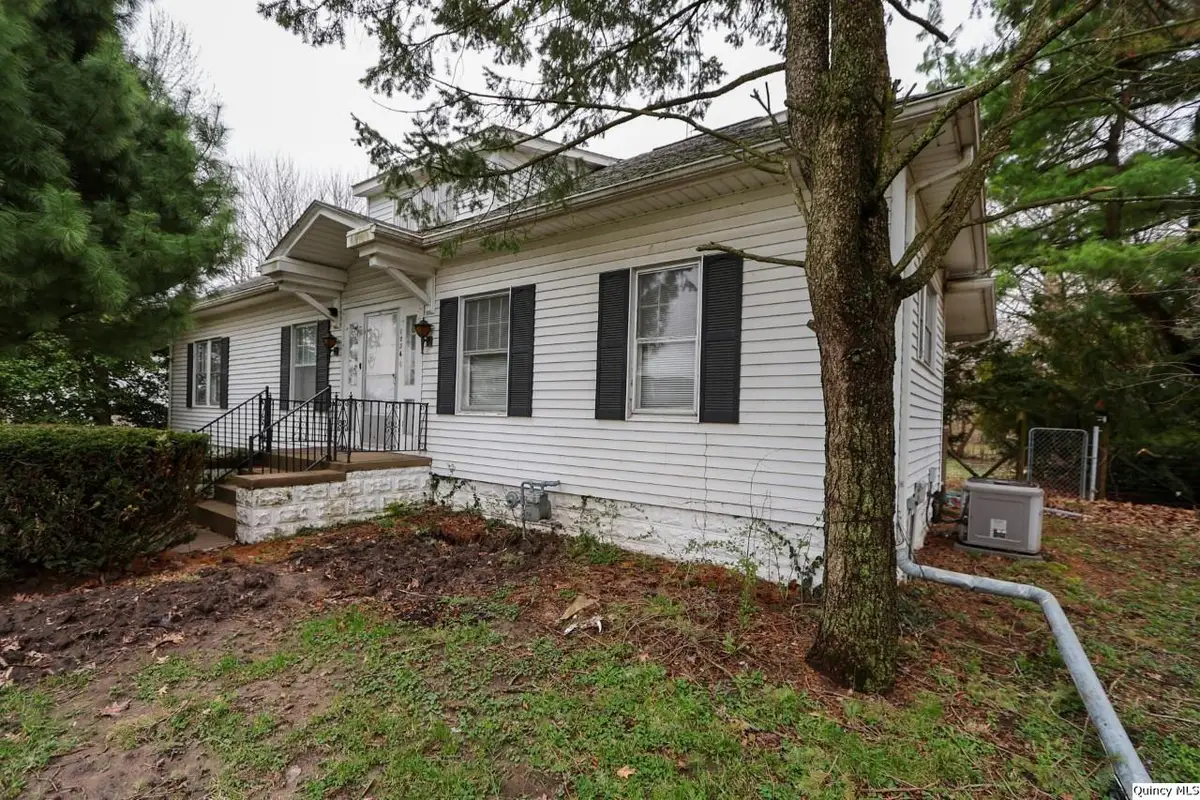 1234 Hamann Lane, Quincy, IL 62305 - #1