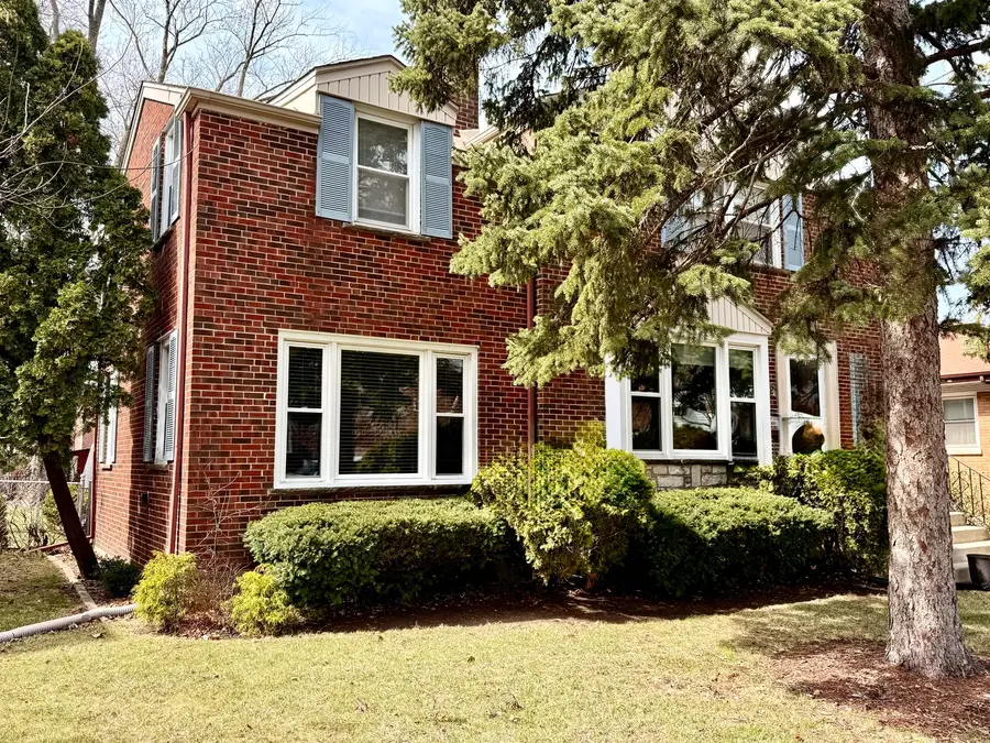 912 Hull Avenue, Westchester, IL 60154 - #2