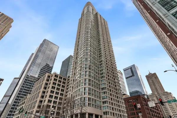 345 N Lasalle Street #2405, Chicago, IL 60654