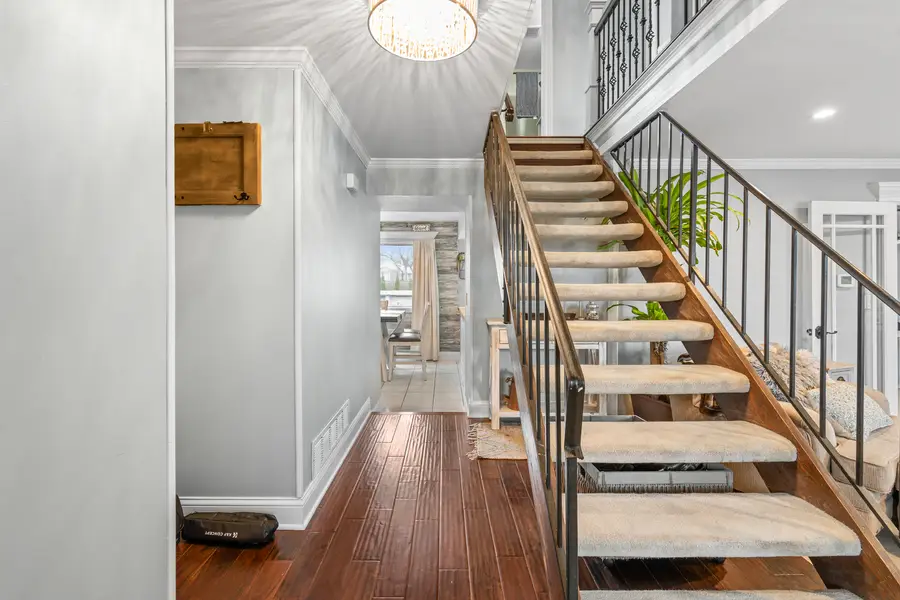 340 Stonehurst Lane, Roselle, IL 60172 - #3