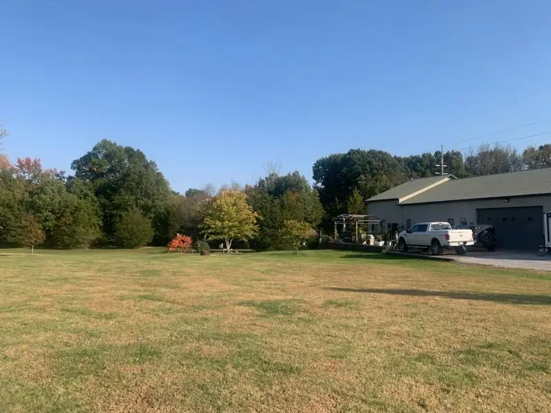 1400 N Duquoin Street, Benton, IL 62812 - #2