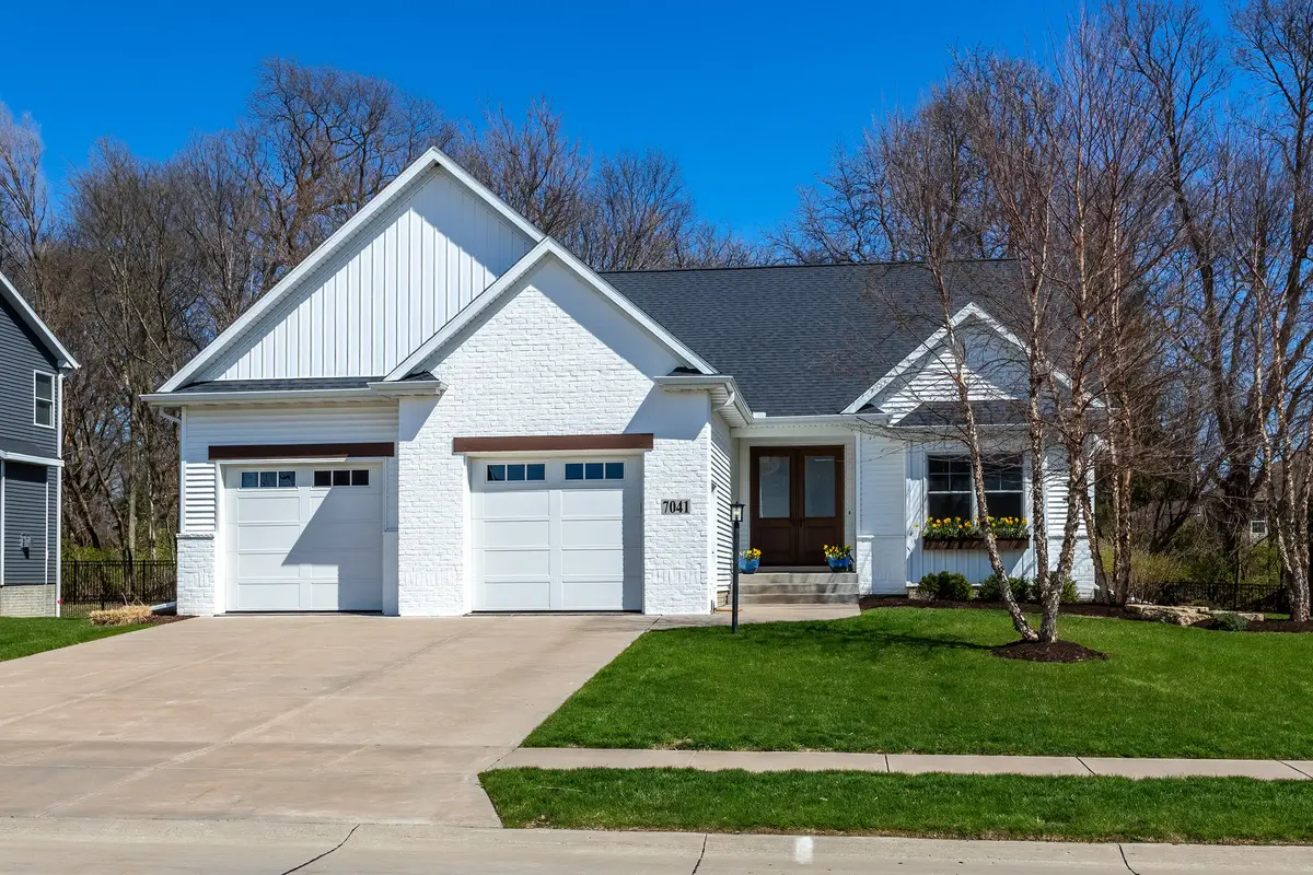 7041 Alvie Lane, Bettendorf, IA 52722 - #1