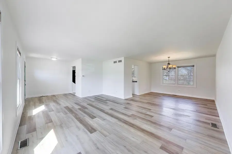 1820 Bolson Drive, Downers Grove, IL 60516 - #3