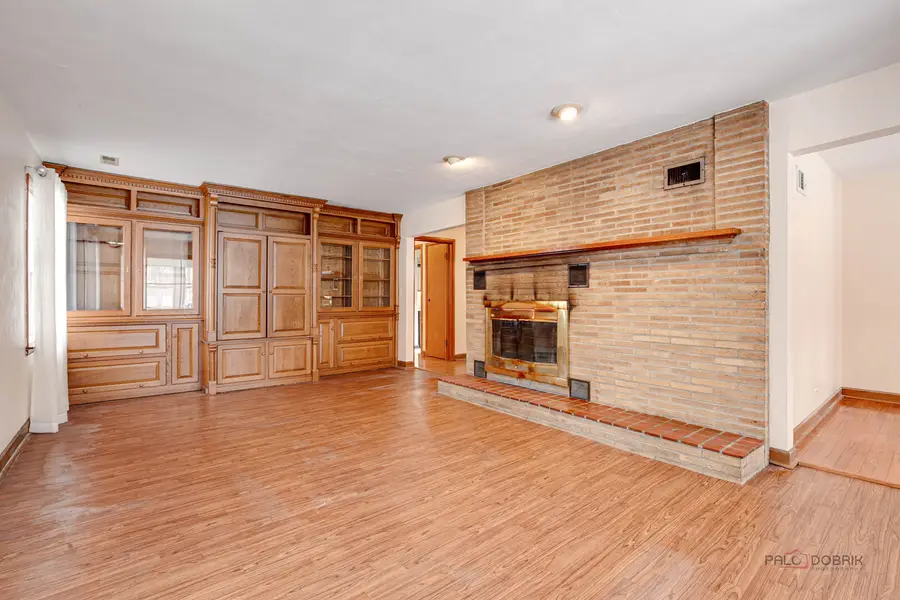 15983 W Wadsworth Road, Wadsworth, IL 60083 - #3