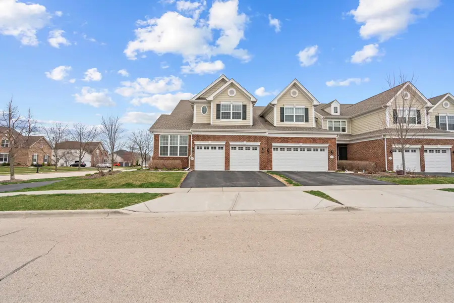 1265 Falcon Ridge Drive, Elgin, IL 60124 - #2
