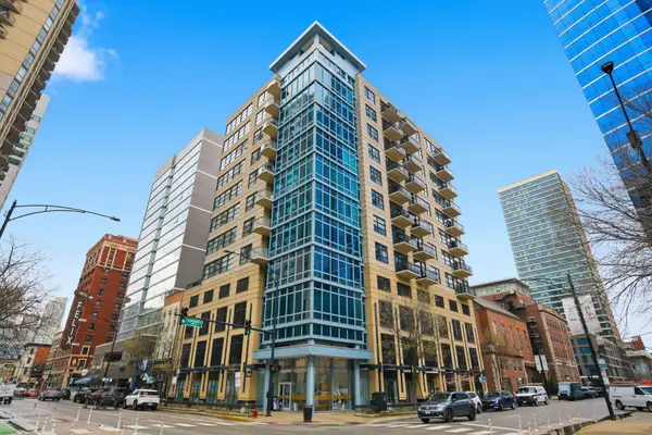 101 W Superior Street #904, Chicago, IL 60654
