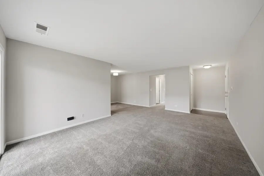 221 Norfolk Court #3, Roselle, IL 60172 - #3