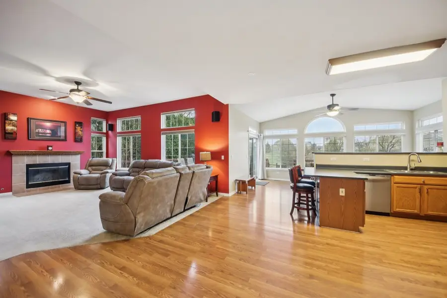 224 Cross Creek Lane, Lindenhurst, IL 60046 - #2