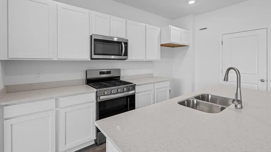 17523 W Windemere Circle, Lockport, IL 60441 - #2