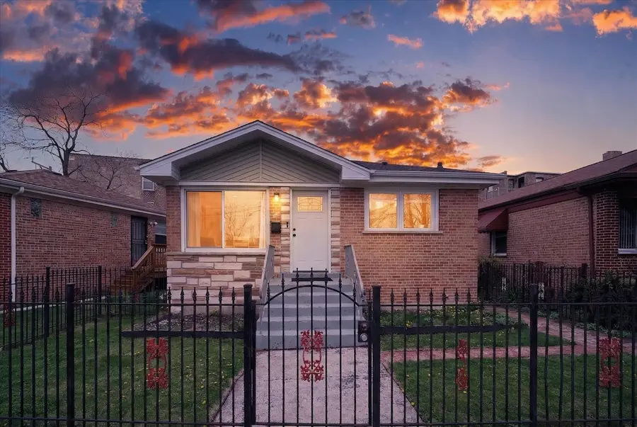 11038 S Eberhart Avenue, Chicago, IL 60628 - #2