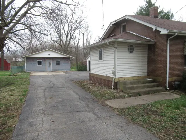 11 Dequimpal Street, Westville, IL 61883 - #2