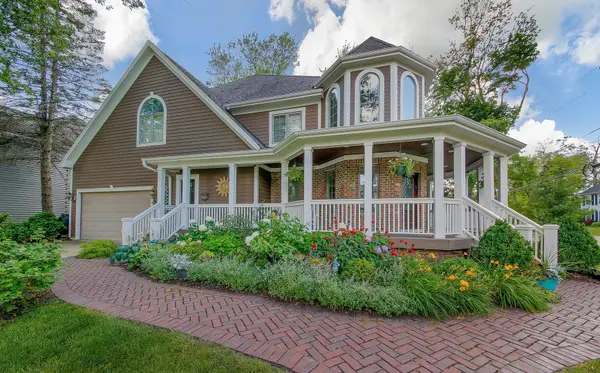 439 Hill Avenue, Glen Ellyn, IL 60137