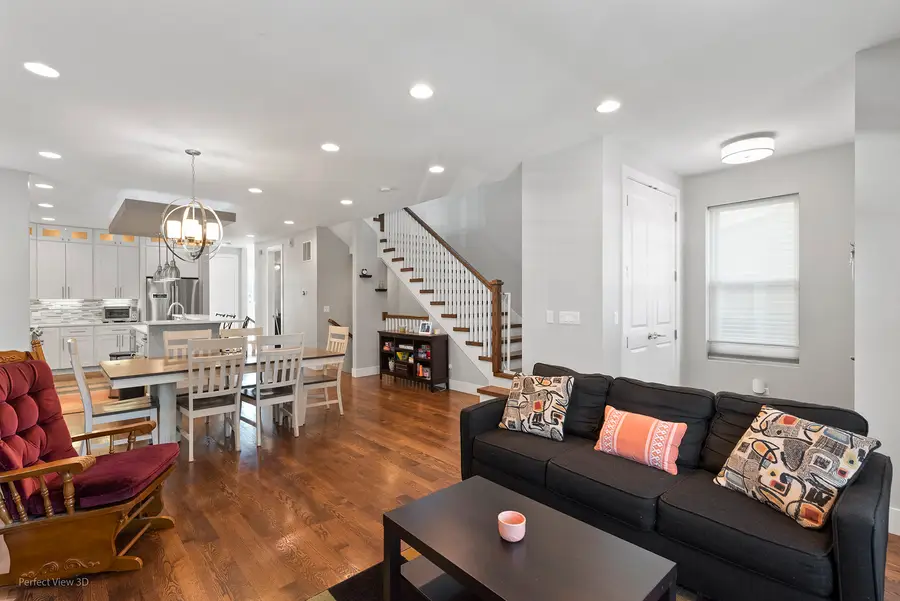 5033 W Winona Street, Chicago, IL 60630 - #2