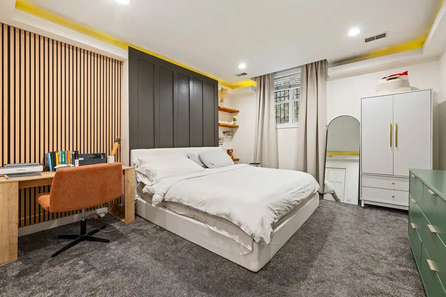 2625 N Ashland Avenue #1B, Chicago, IL 60614 - #3