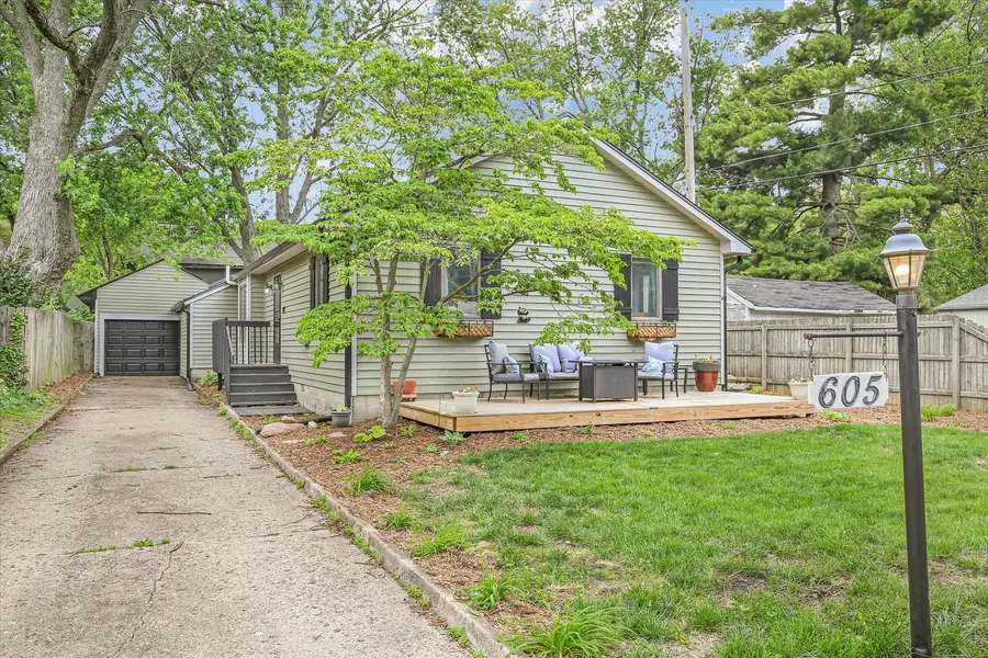 605 S Chicago Avenue, Champaign, IL 61821 - #3