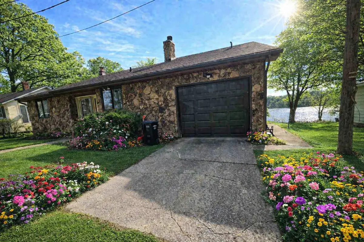 67833 Lake Trail Road, Lakeville, IN 46536 - #1