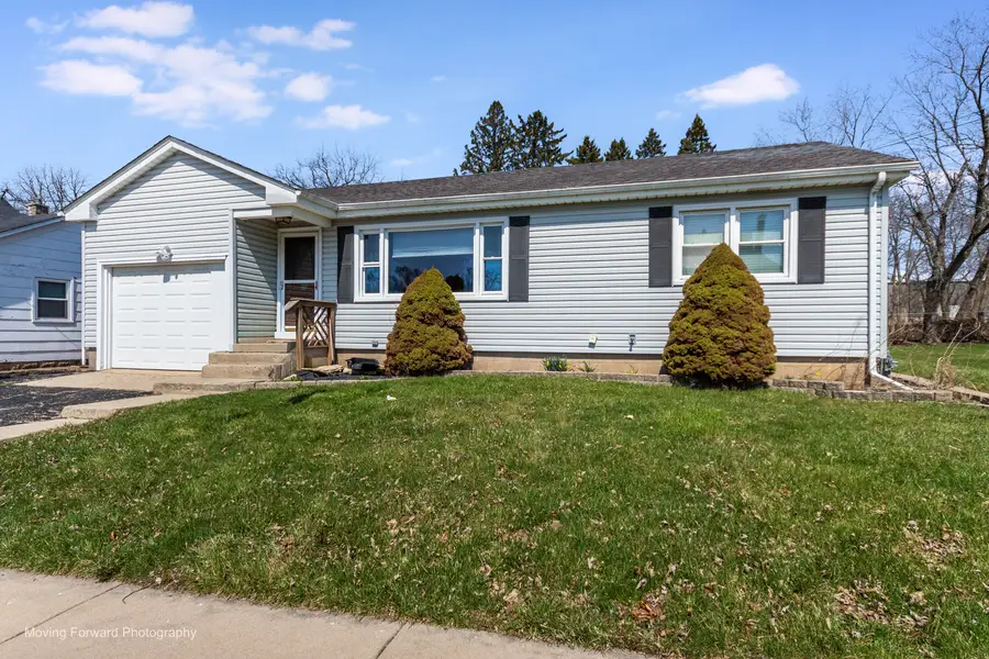 284 Washington Avenue, Hampshire, IL 60140 - #2