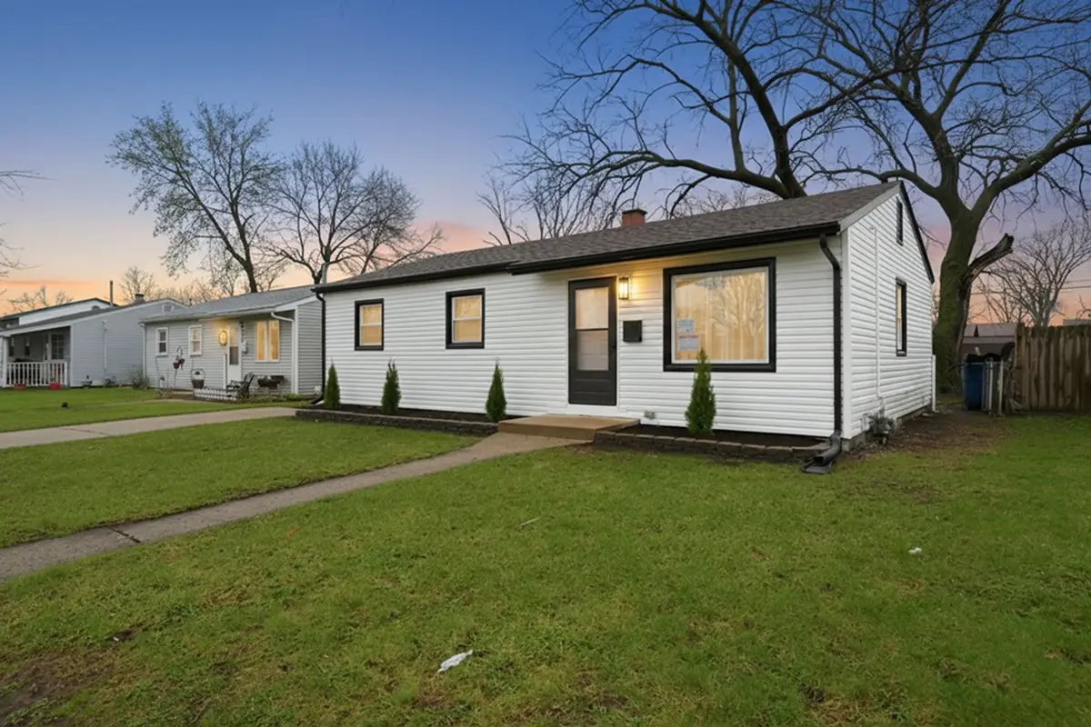 14825 S Sacramento Avenue, Posen, IL 60469 - #1