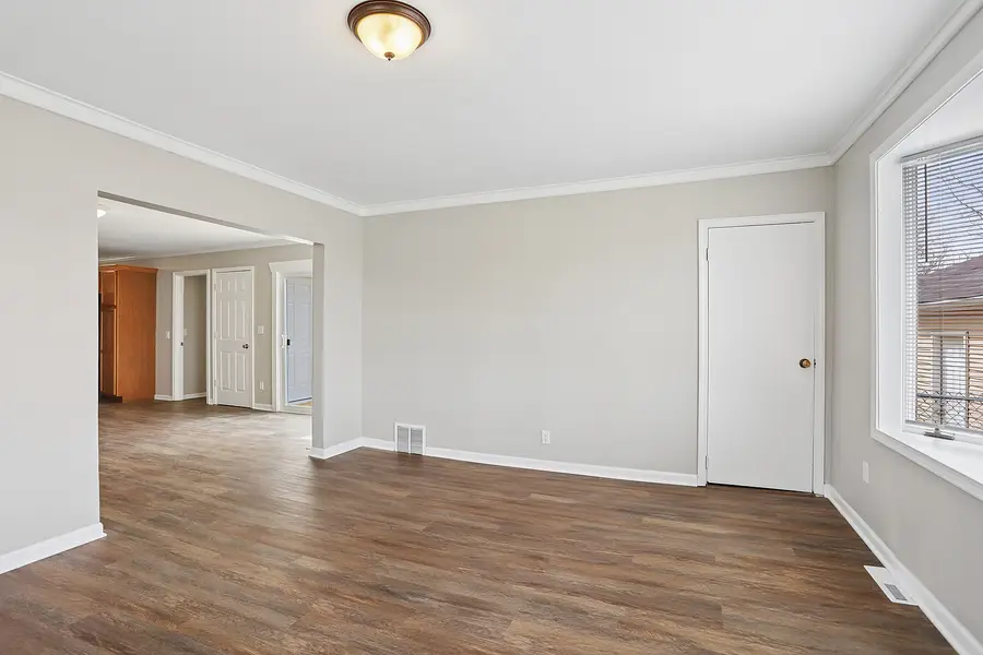 1161 W Frank Street, Beecher, IL 60401 - #3