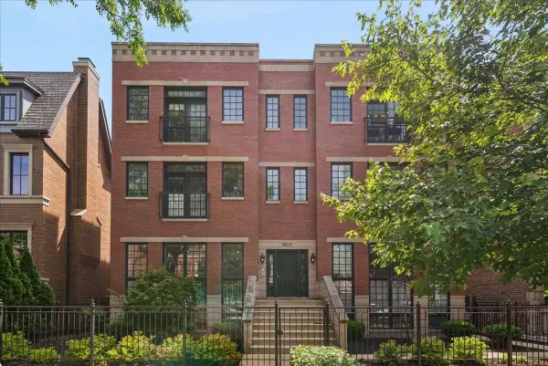 3625 N Lakewood Avenue #1N, Chicago, IL 60613