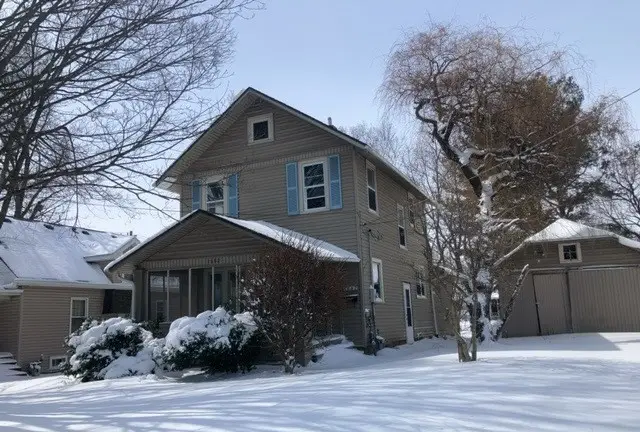 1662 S Chicago Avenue, Freeport, IL 61032 - #1