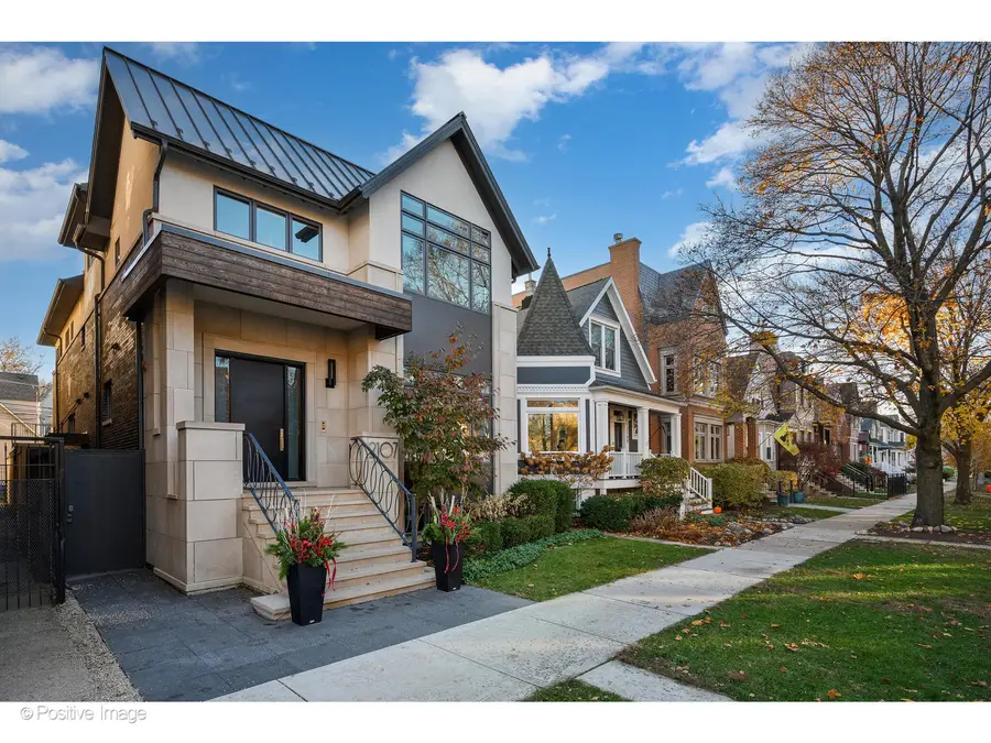 2107 W Bradley Place, Chicago, IL 60618 - #2