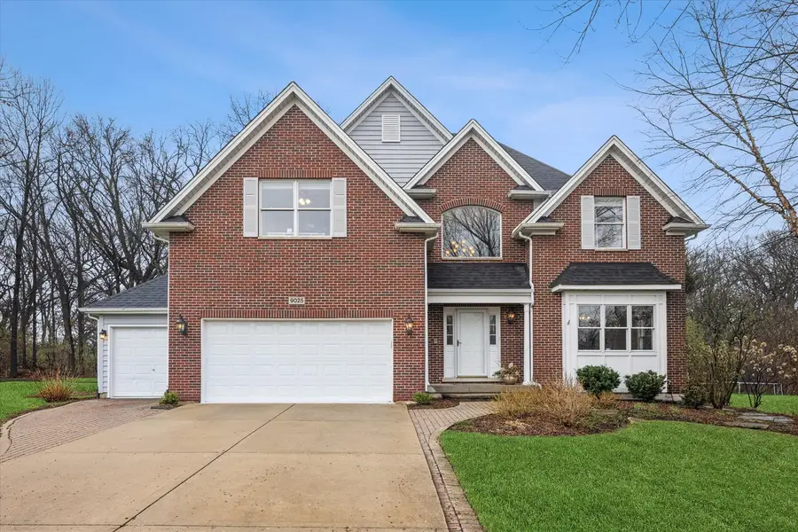 9025 Darien Woods Court, Darien, IL 60561 - #2